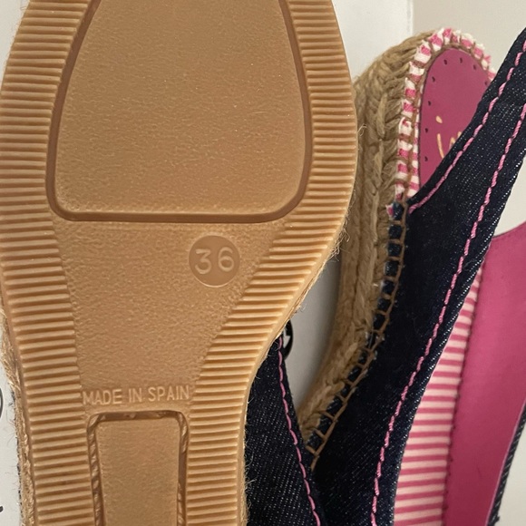 Cute Colourful Sandles - Picture 2 of 2